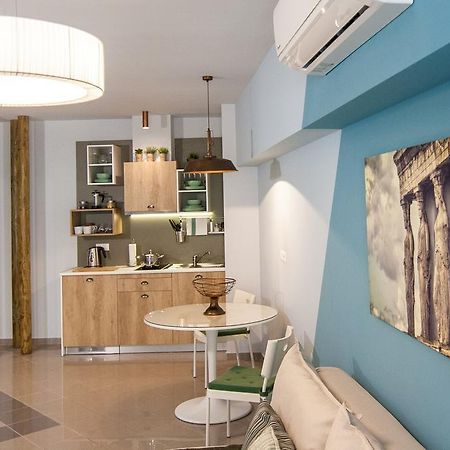 Dynasta Central Suites Atene Esterno foto