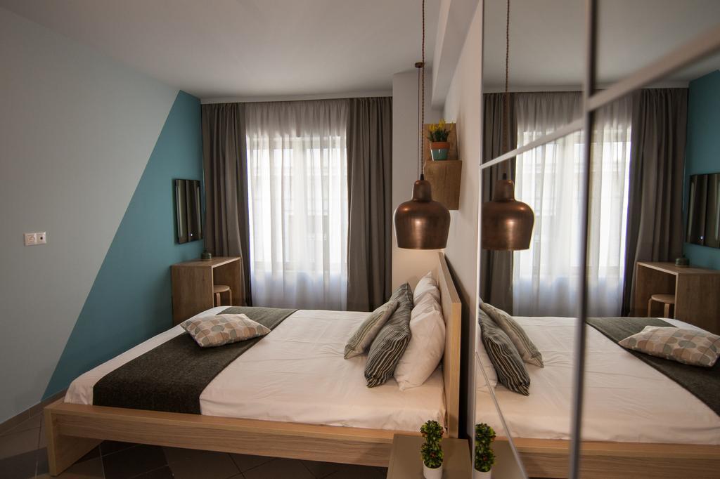 Dynasta Central Suites Atene Esterno foto